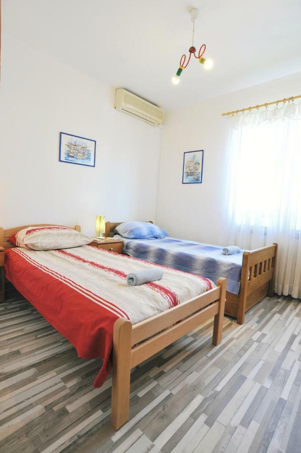 Apartma Davor